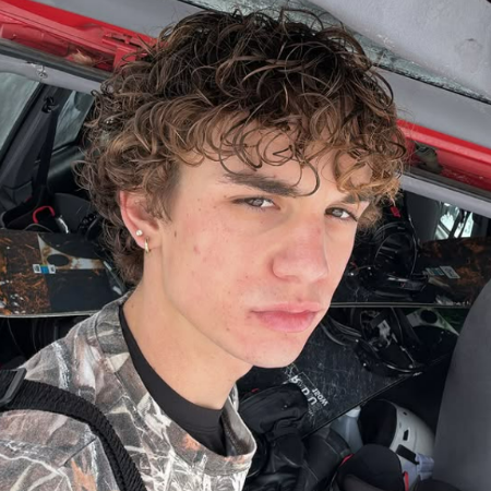 Gio Cascaes is a social media superstar and famous TikTok celebrity. 